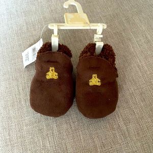 NWT Baby Brown Bear Slippers